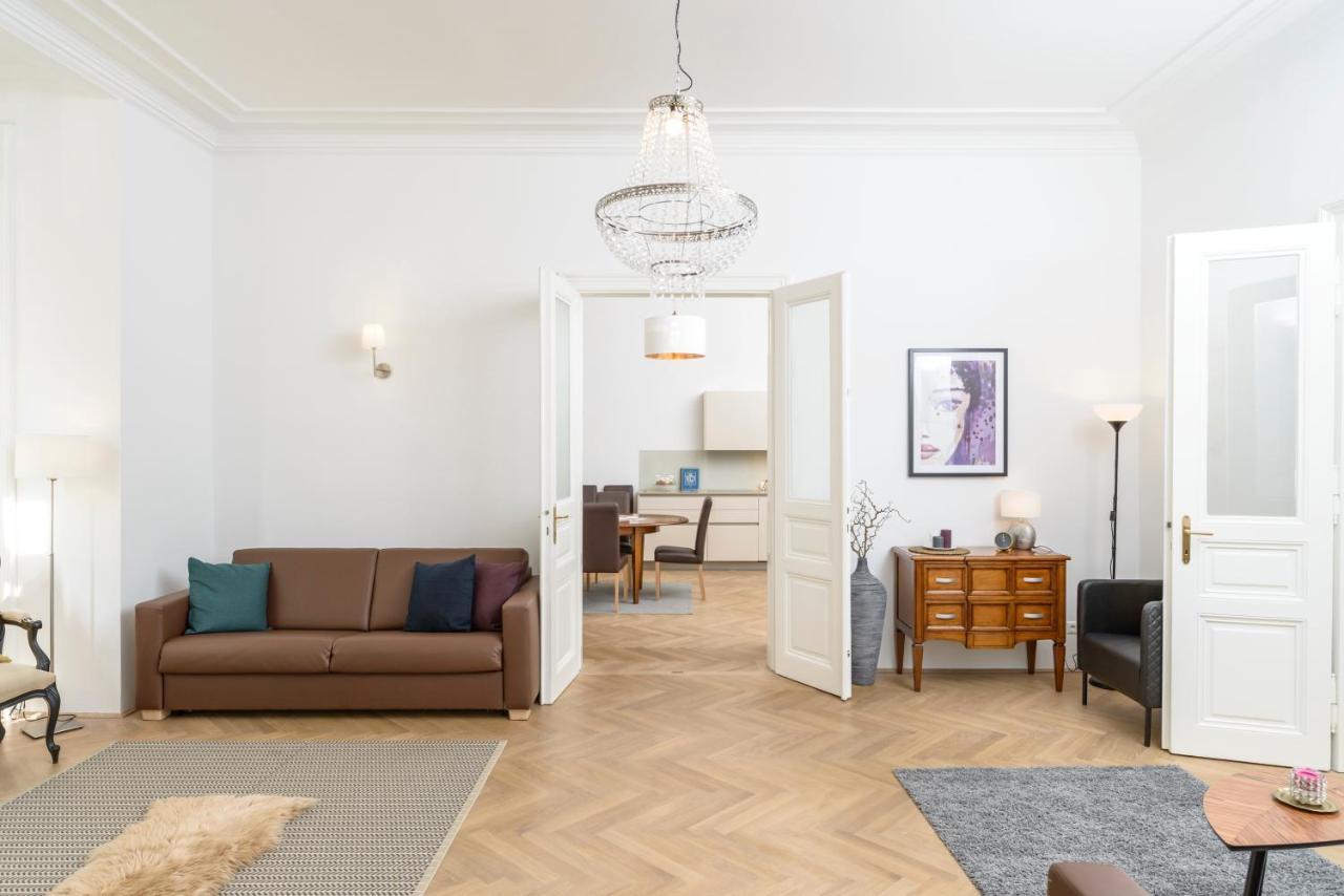 Senator Suite Stephansplatz By Ichbucheat Wien Ngoại thất bức ảnh