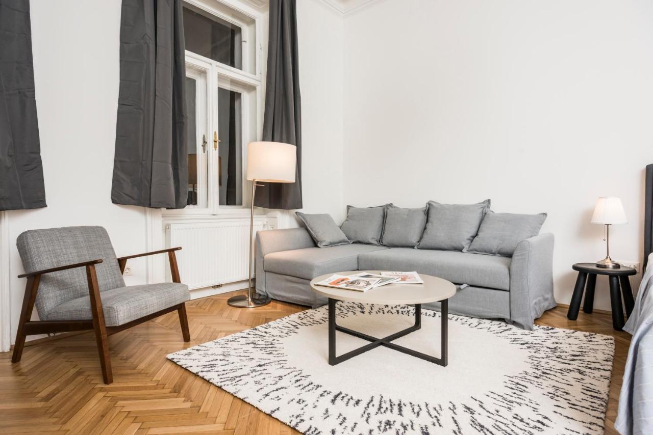 Senator Suite Stephansplatz By Ichbucheat Wien Ngoại thất bức ảnh