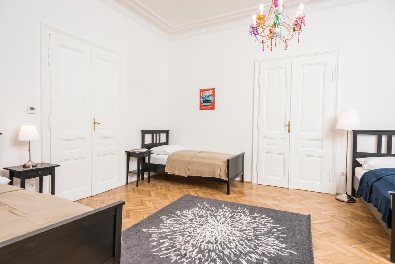 Senator Suite Stephansplatz By Ichbucheat Wien Ngoại thất bức ảnh