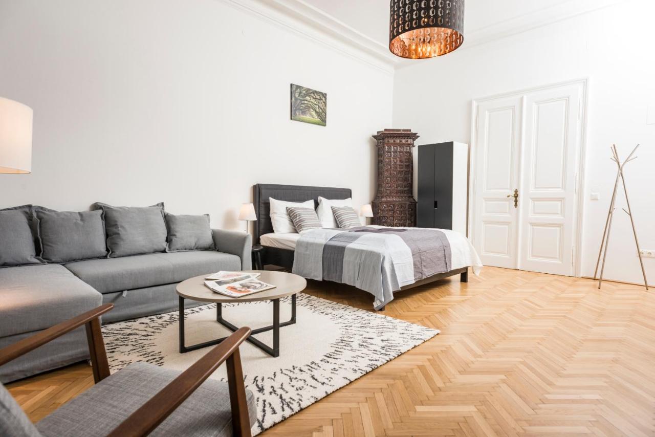 Senator Suite Stephansplatz By Ichbucheat Wien Ngoại thất bức ảnh